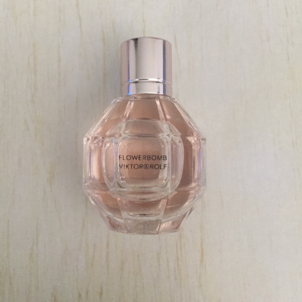 Viktor & Rolf Flowerbomb mini travel perfume