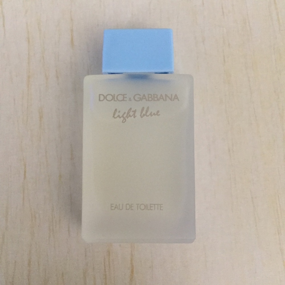 Dolce & Gabbana Light Blue mini travel perfume