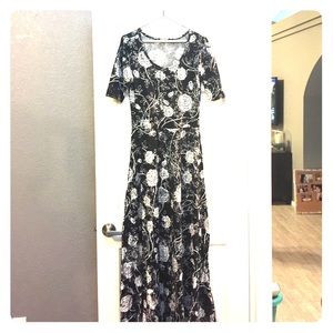 Medium LuLaRoe Ana Dress (long maxi dress)