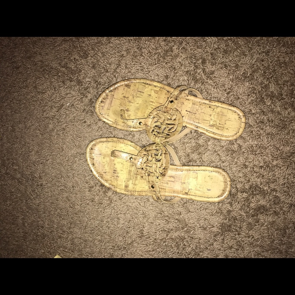 Off brand Tory burch