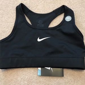 NWT Nike sports bra - S