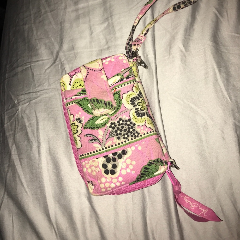 vera bradley wristlet