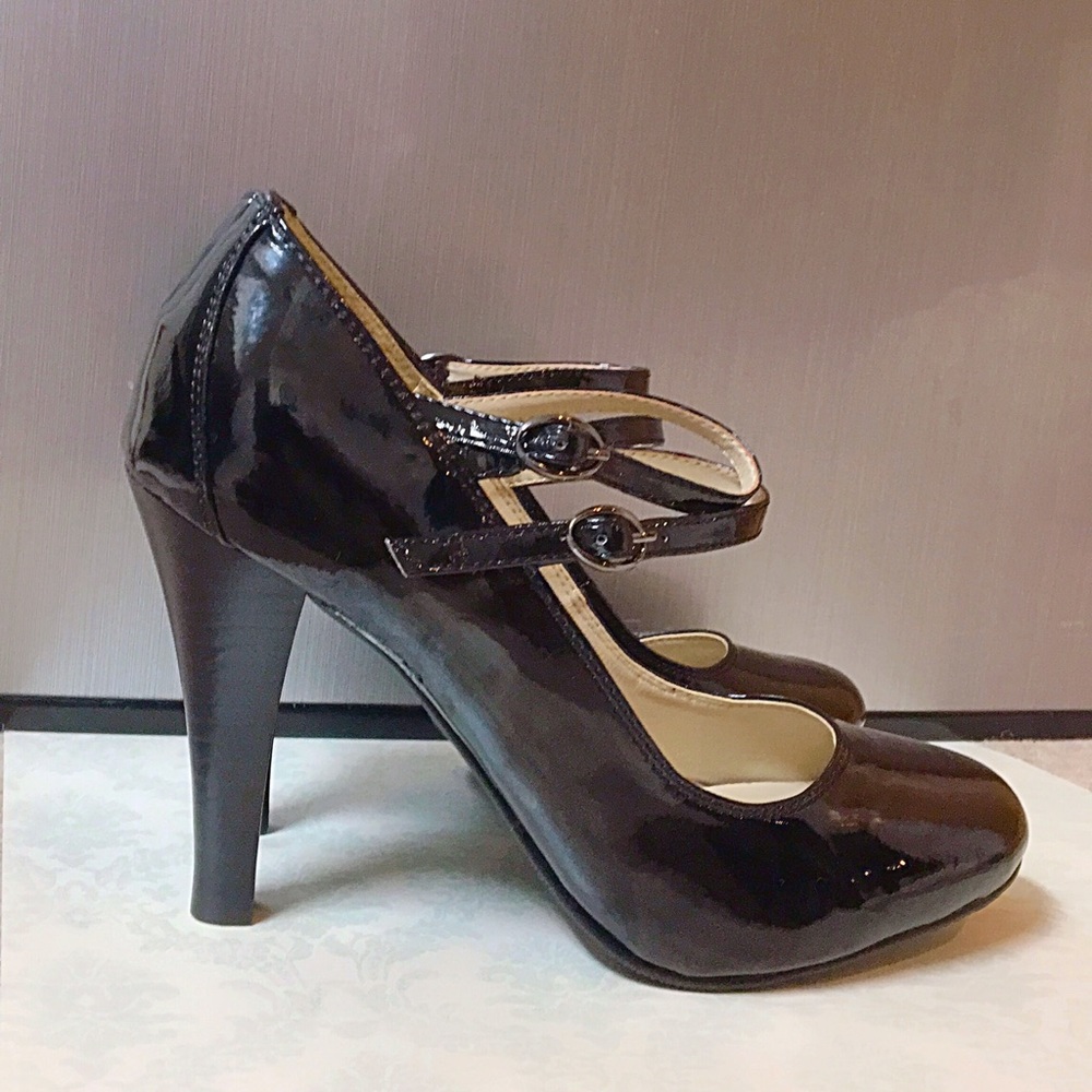 Gabriella Rocha heels