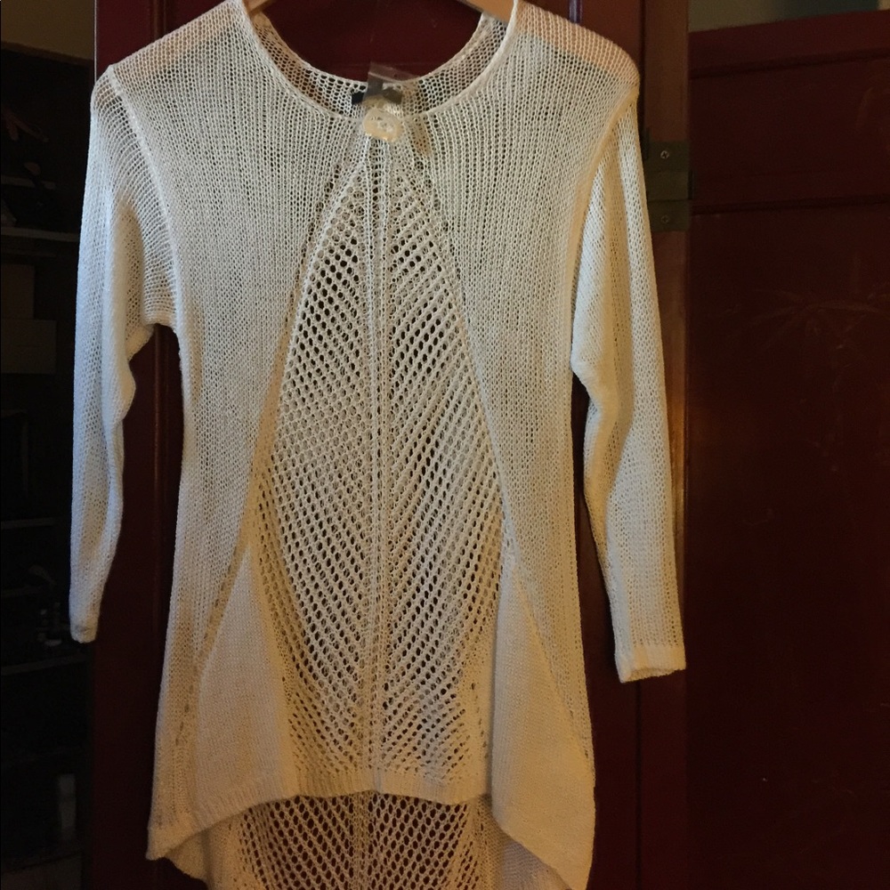 NWT-L/S  light weight pointelle sweater.
