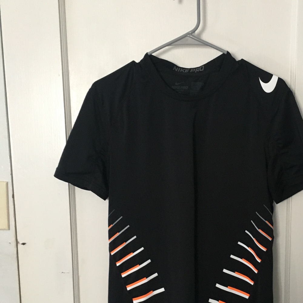 Nike pro combat tee fitted