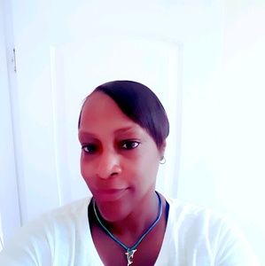 Meet your Posher, Sabina