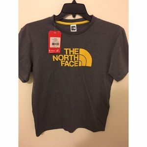 NWT Northface Tshirt