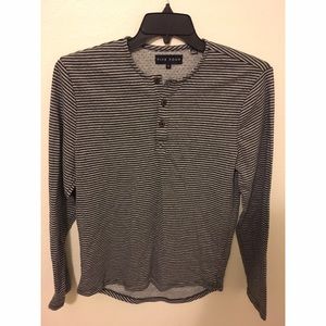 Stripped long sleeve shirt