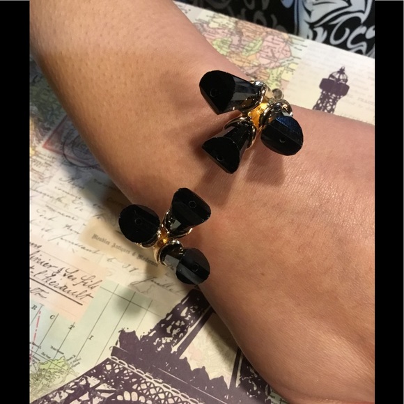 Black Stone Gold Tone Bracelet - Picture 3 of 4