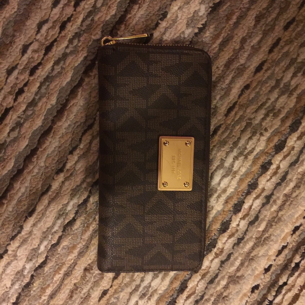 Micheal Kors Wallet