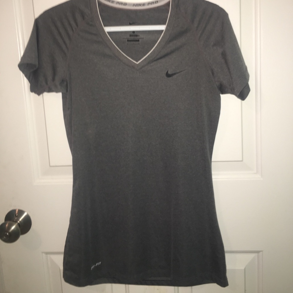 Nike pro athletic top