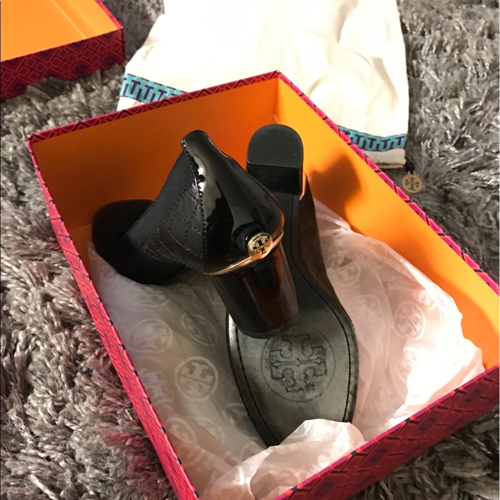 Tory burch pump shoes