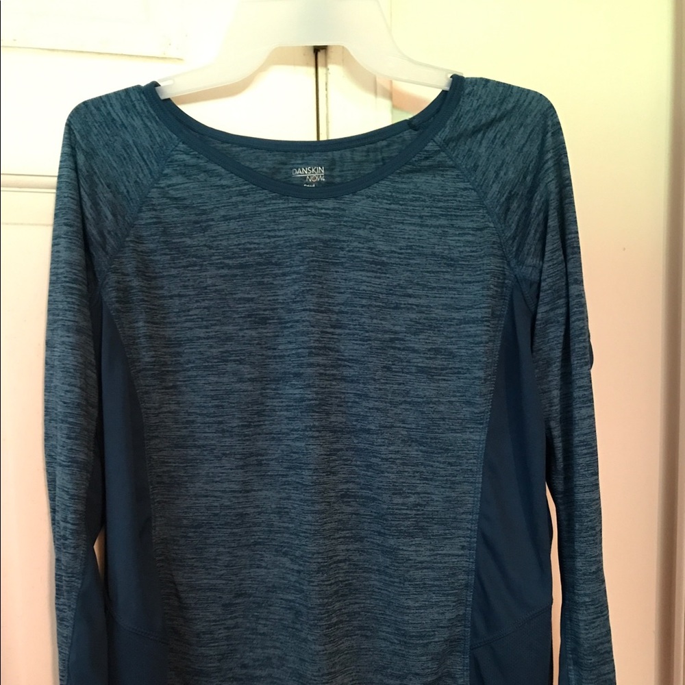 Long sleeved active wear