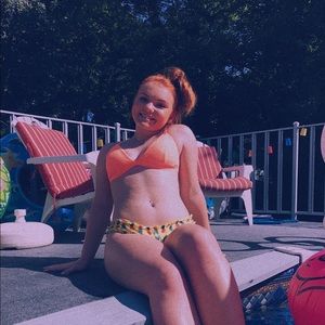 Meet your Posher, Annika