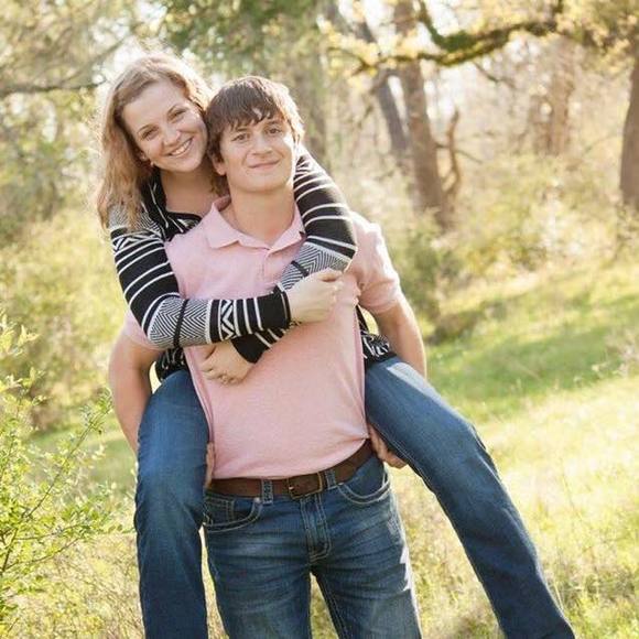 Meet your Posher, Mikaela - Picture 2 of 7