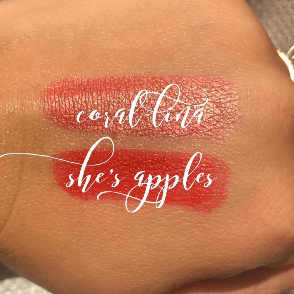 Lipsense - Picture 2 of 3