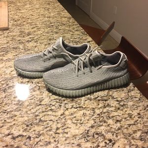 Grey Men's Adidas Yeezys Boost 350s 10.5