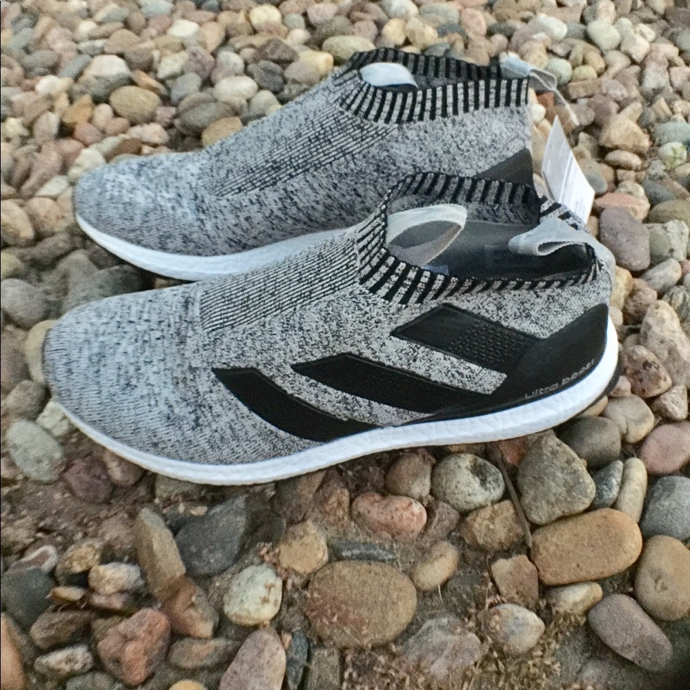 Adidas ultra boost glitch (original)