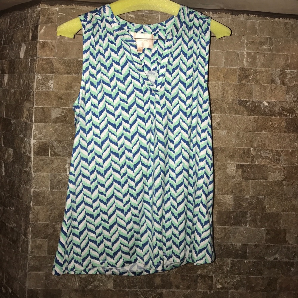 Green/blue/white top