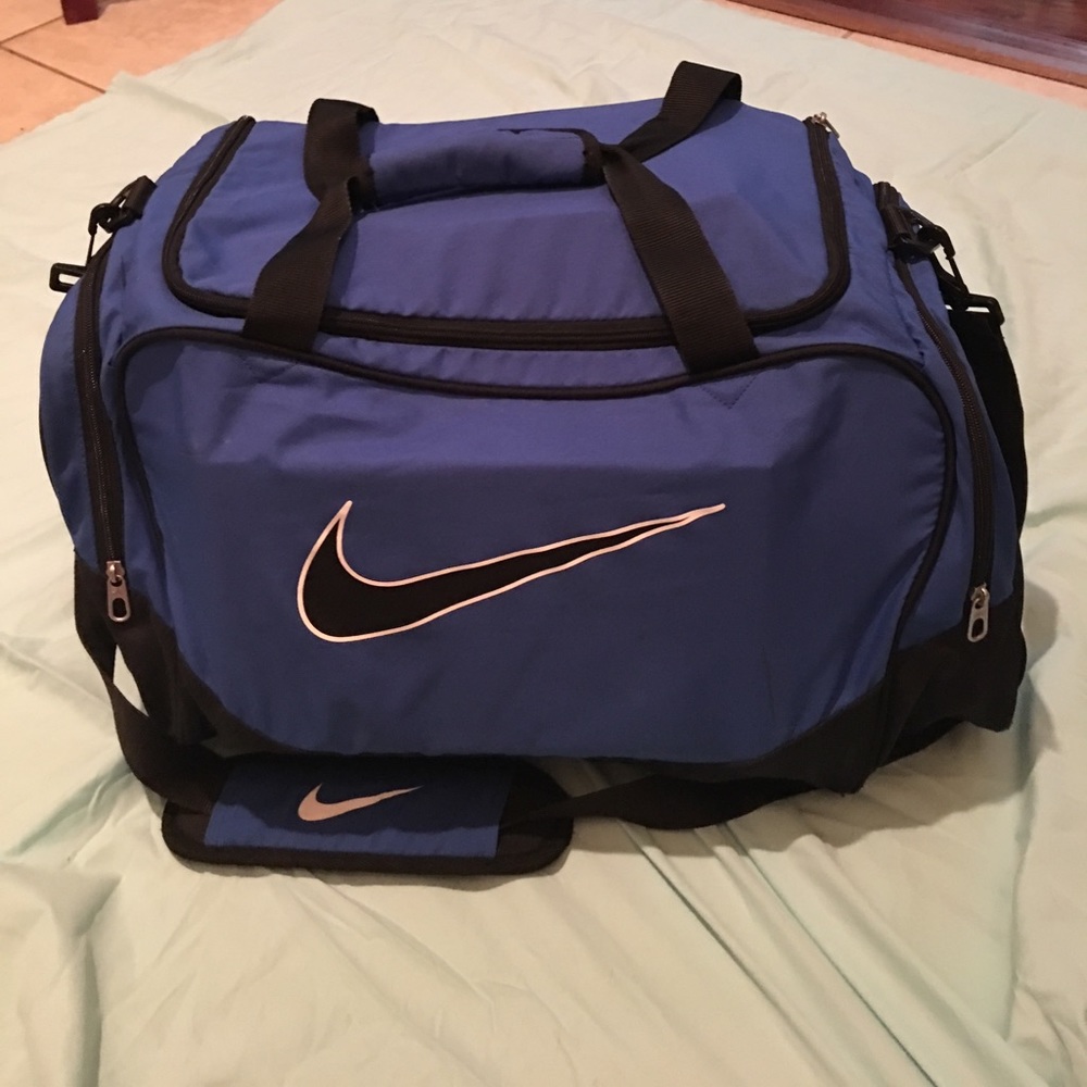 Large Nike bag