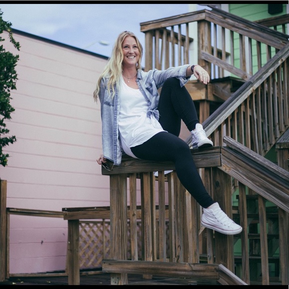 Meet your Posher, Kaitlyn - Picture 3 of 8