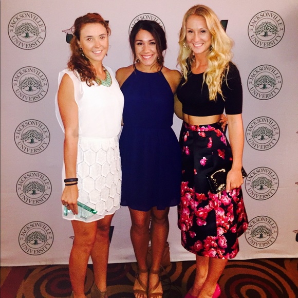 Meet your Posher, Kaitlyn - Picture 8 of 8