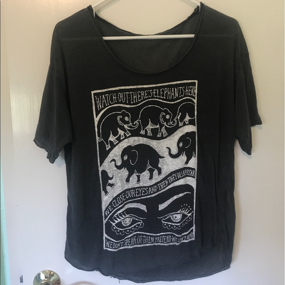 Vintage Brandy Melville elephant short sleeve