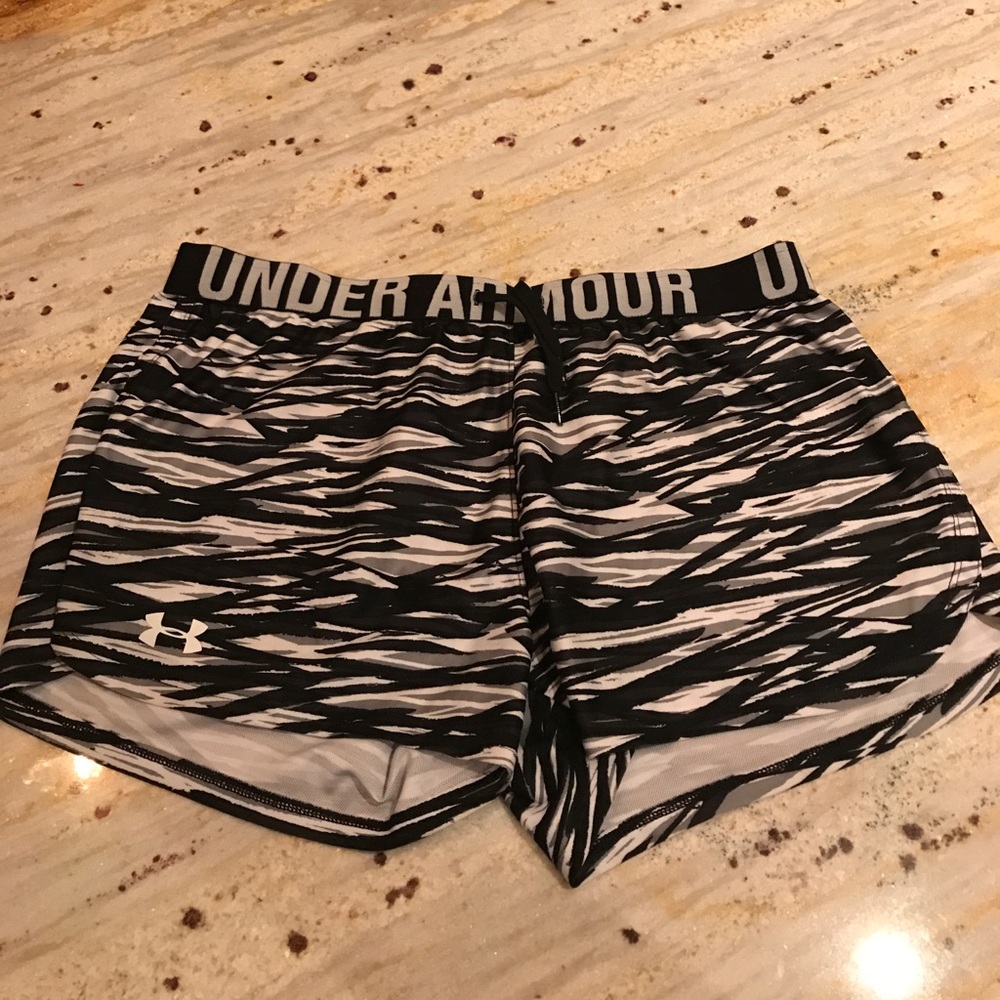 Underarmour shorts