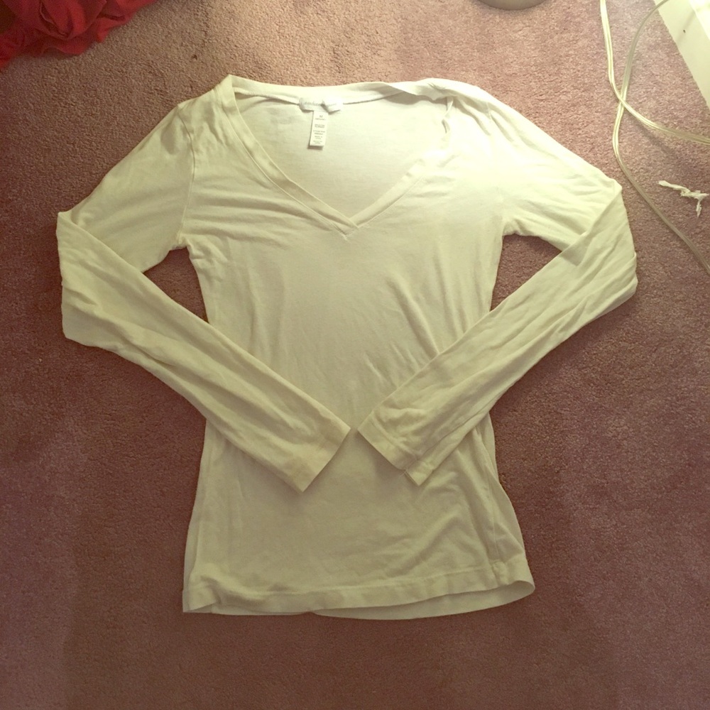 White V-Neck long sleeve