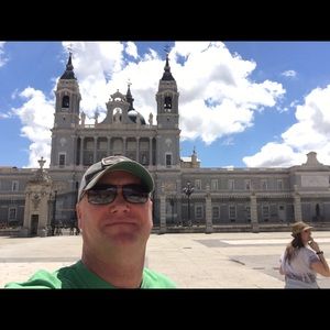 Meet your Posher, Dan