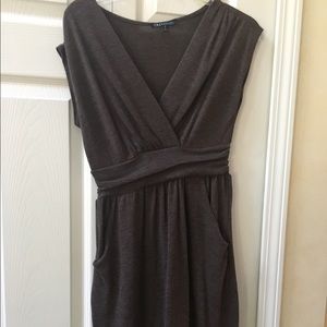 Brown knit dress with pockets