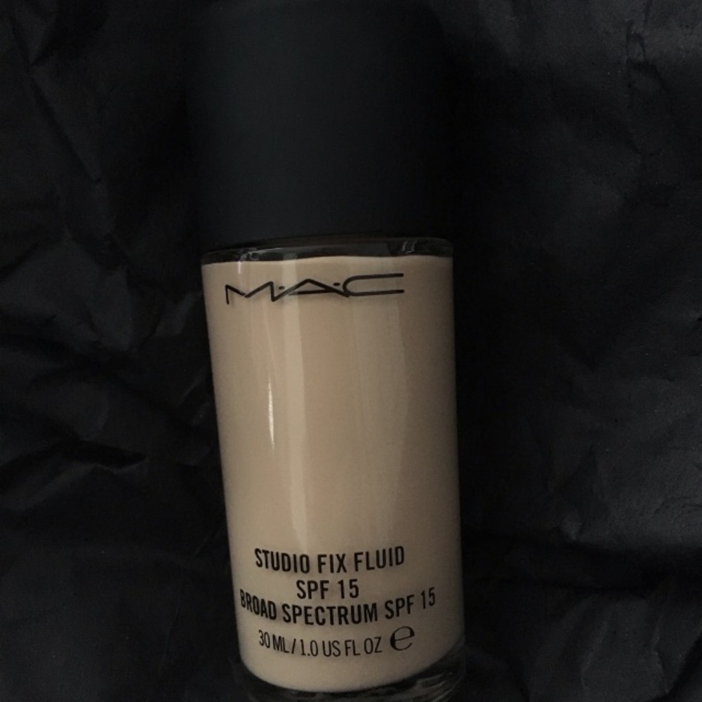 MAC Studio Fix Fluid NW13