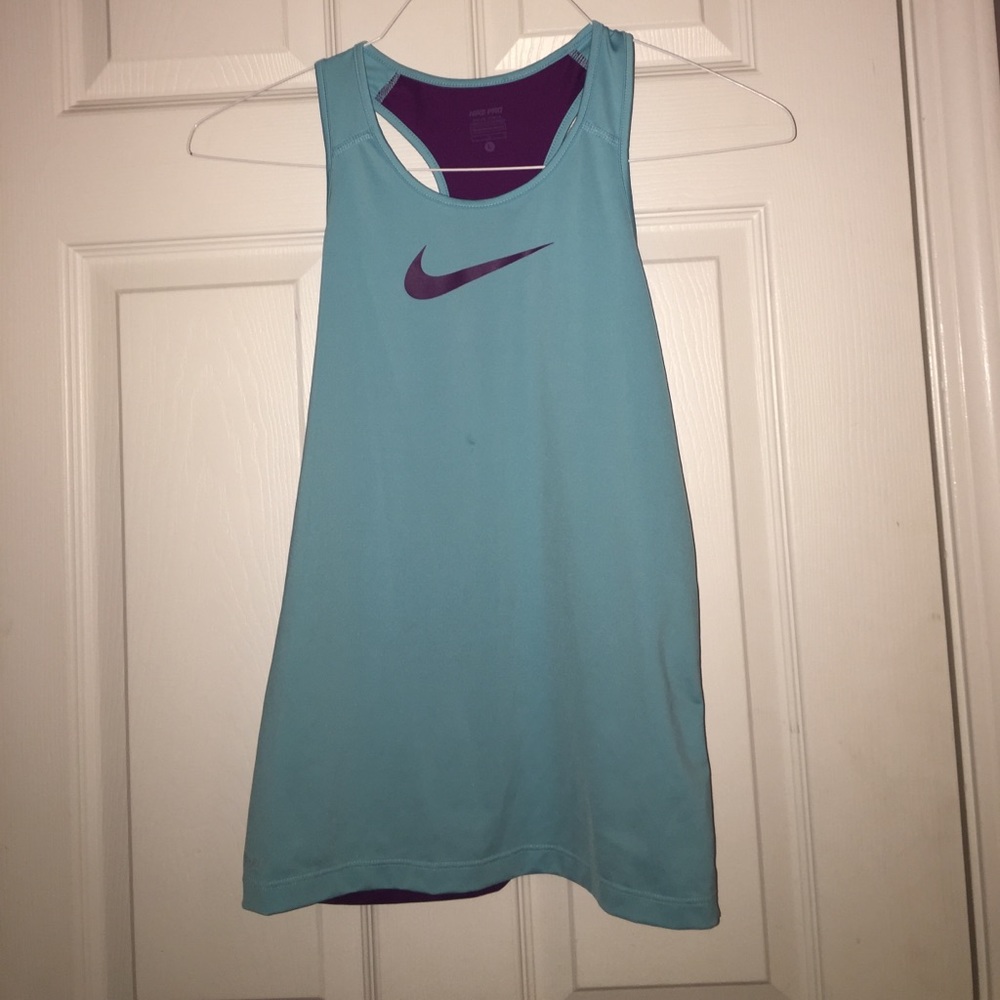 dri-fit light blue and purple nike workout top