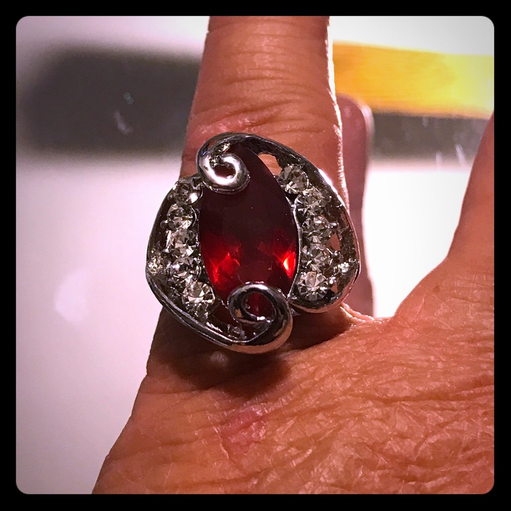 ❤️ Brand New Diamond and Ruby Ring