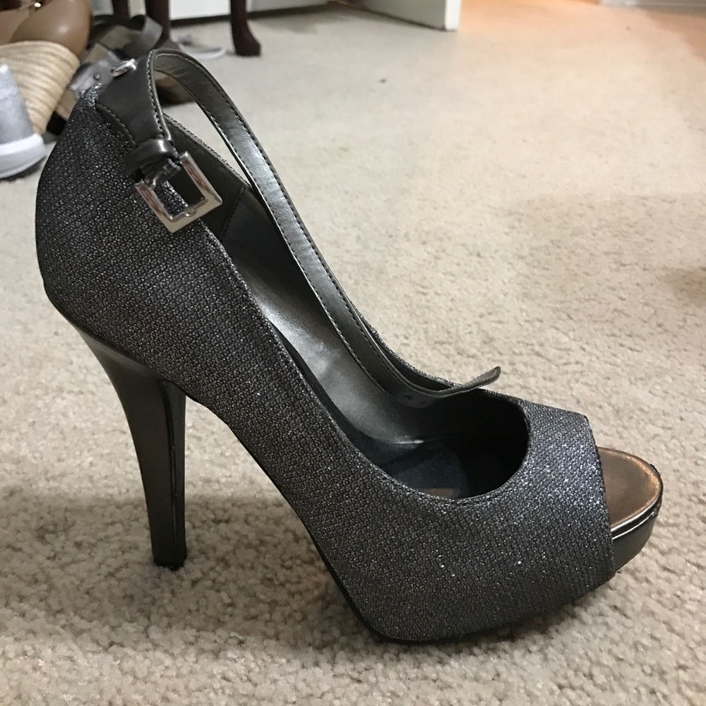 G by Guess heels