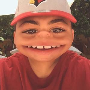 Meet your Posher, Dion