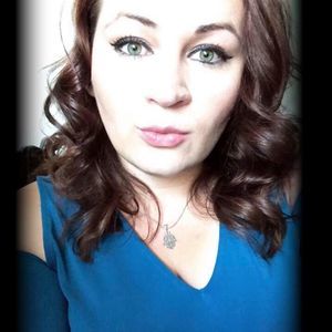 Meet your Posher, Minela