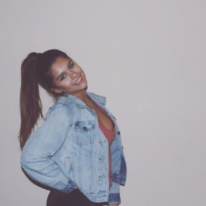 Meet your Posher, Hayley