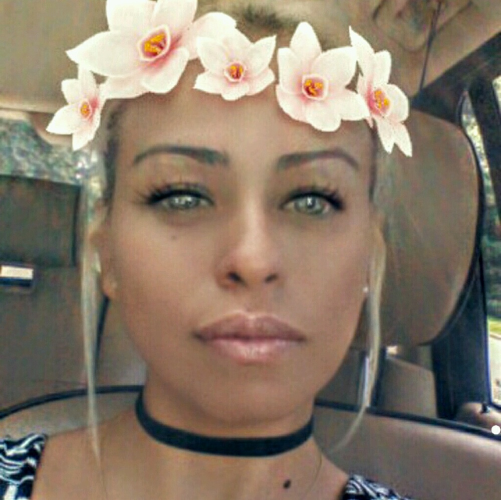 Meet your Posher, Marcela