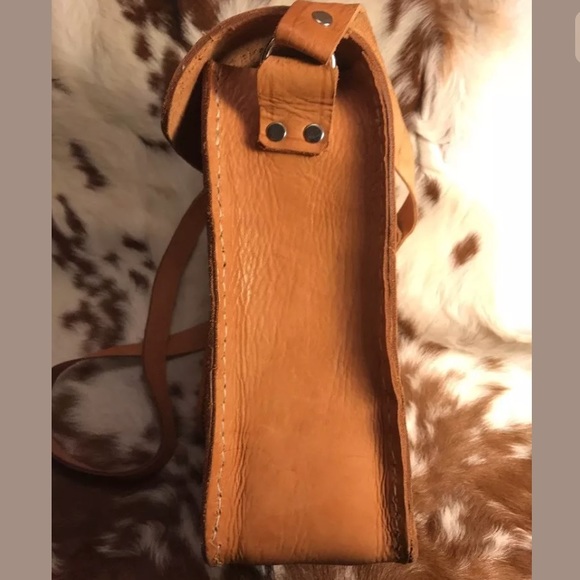 Handmade vintage leather bag/purse - Picture 4 of 5