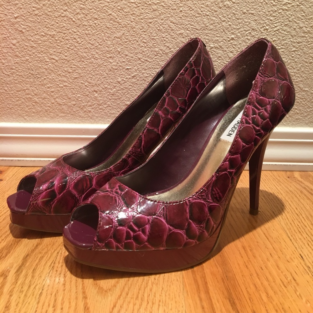 Faux alligator purple heels