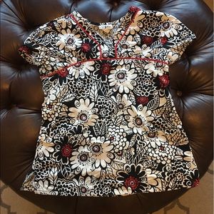 Woman's Large scrub top