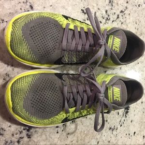 NIKE FREE 4.0 Flyknit