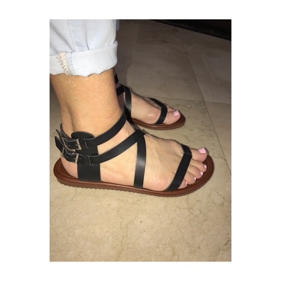 BLACK CROSSY SANDALS - Picture 2 of 5