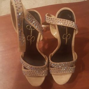 Jessica Simpson shoe