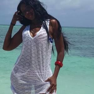 Meet your Posher, Victoria