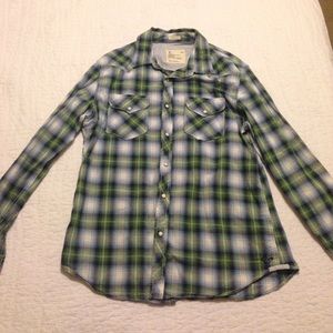American Eagle button up