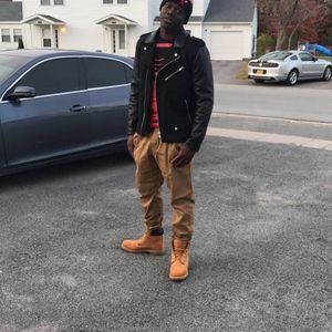 Meet your Posher, Nicholas