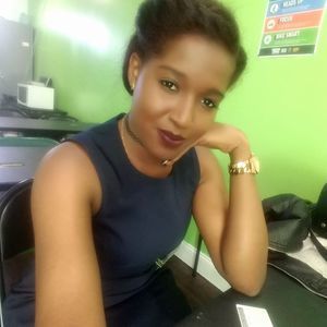 Meet your Posher, Crystal