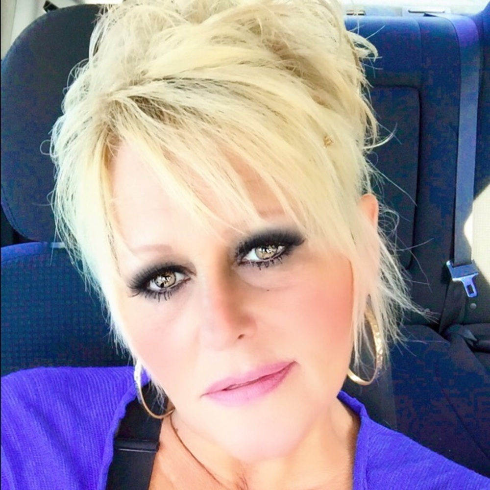 Meet your Posher, Colleen